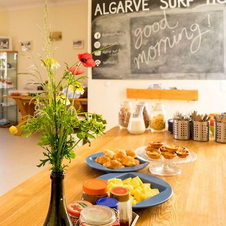 Algarve Surf Hostel - Лагуш Екстер'єр фото