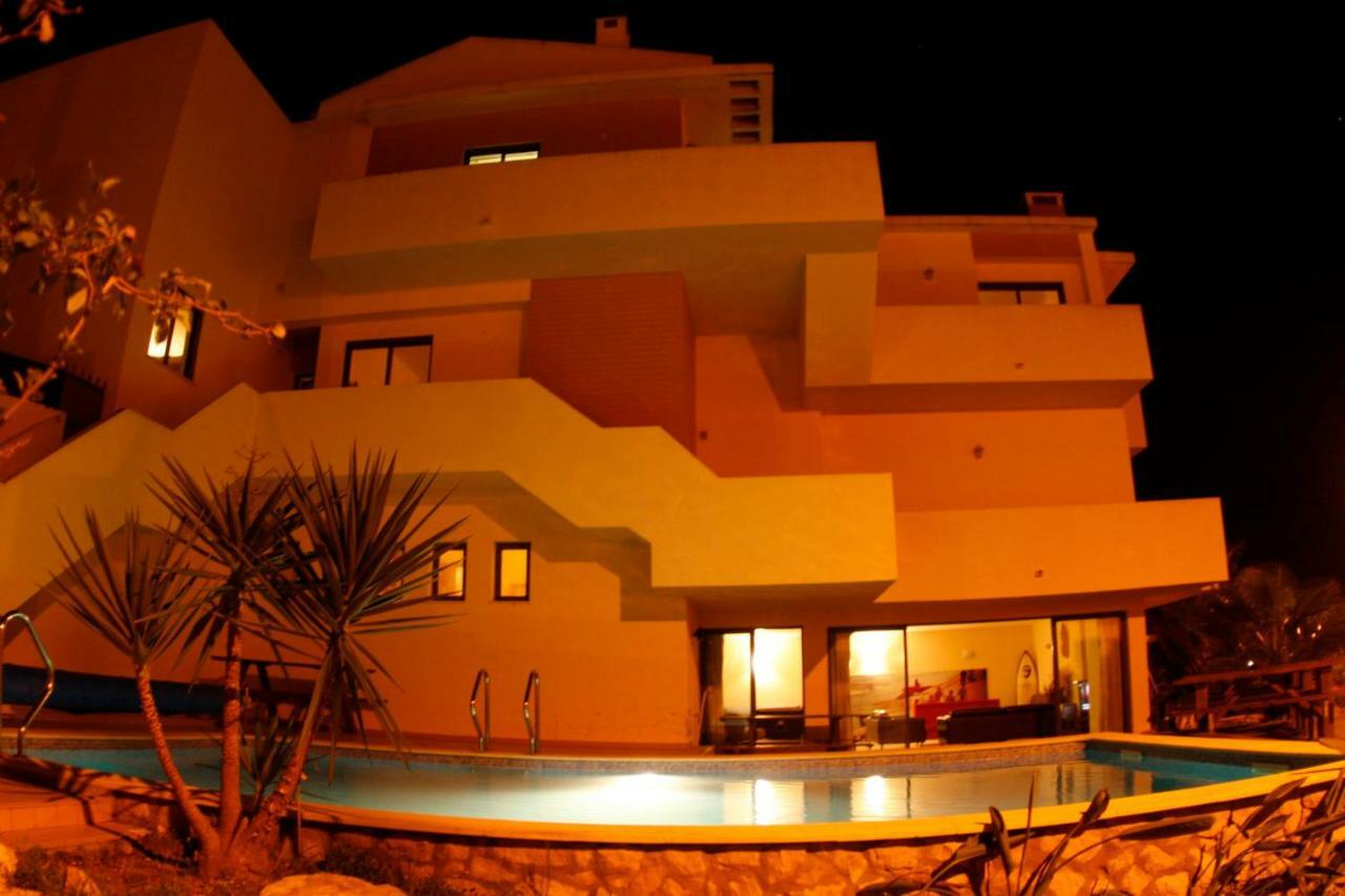Algarve Surf Hostel - Лагуш Екстер'єр фото