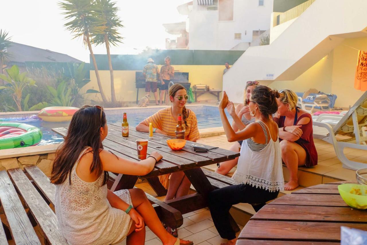 Algarve Surf Hostel - Лагуш Екстер'єр фото