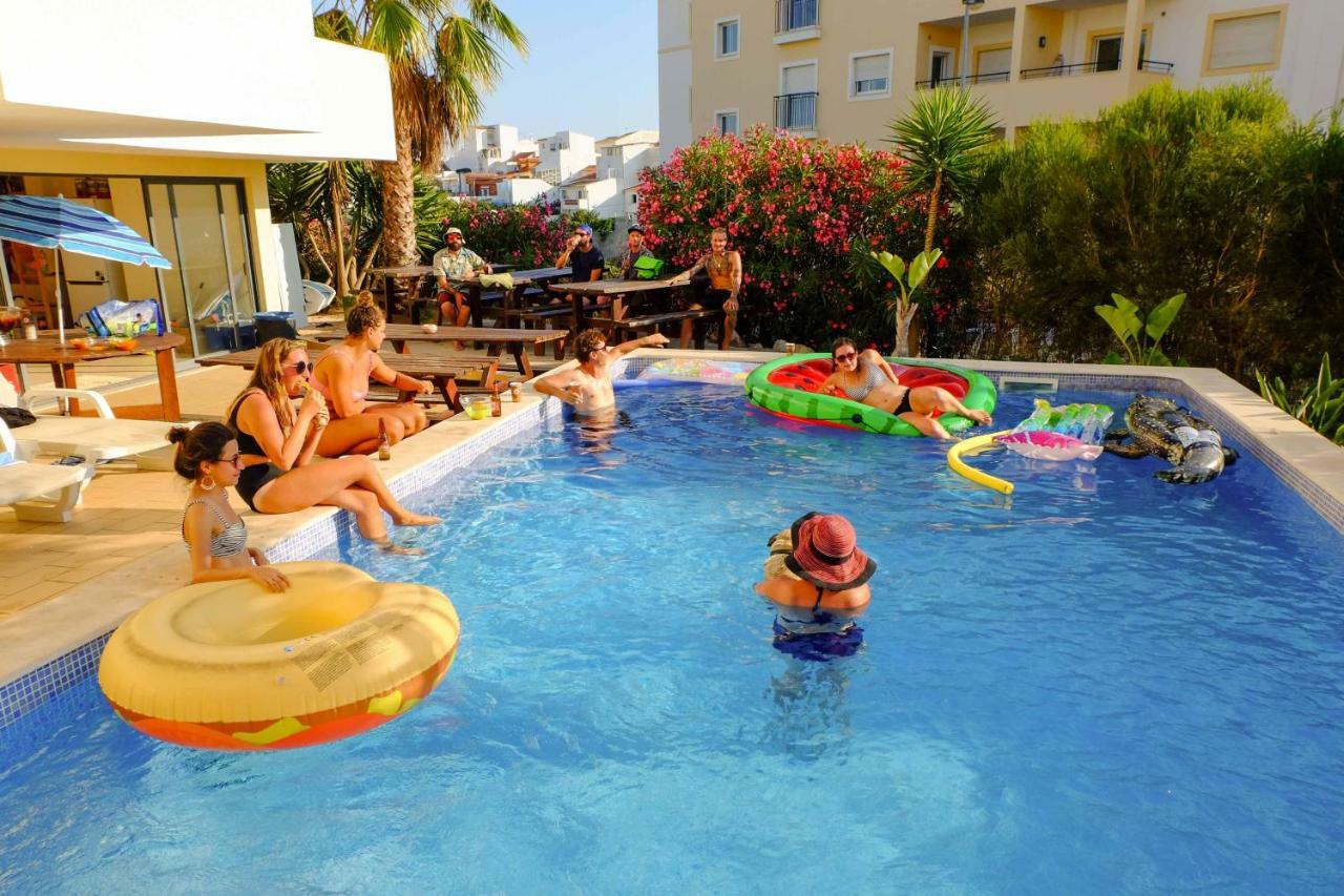 Algarve Surf Hostel - Лагуш Екстер'єр фото