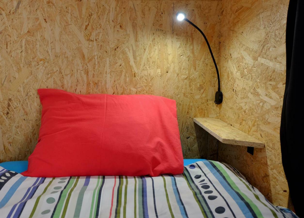 Algarve Surf Hostel - Лагуш Екстер'єр фото