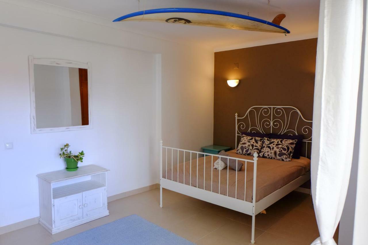 Algarve Surf Hostel - Лагуш Екстер'єр фото